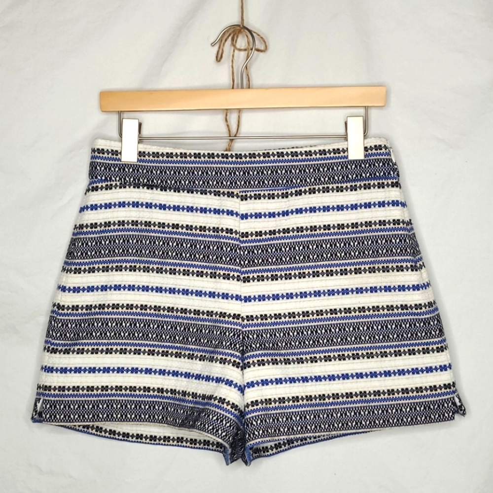 Gap Highwaisted Stripped Shorts